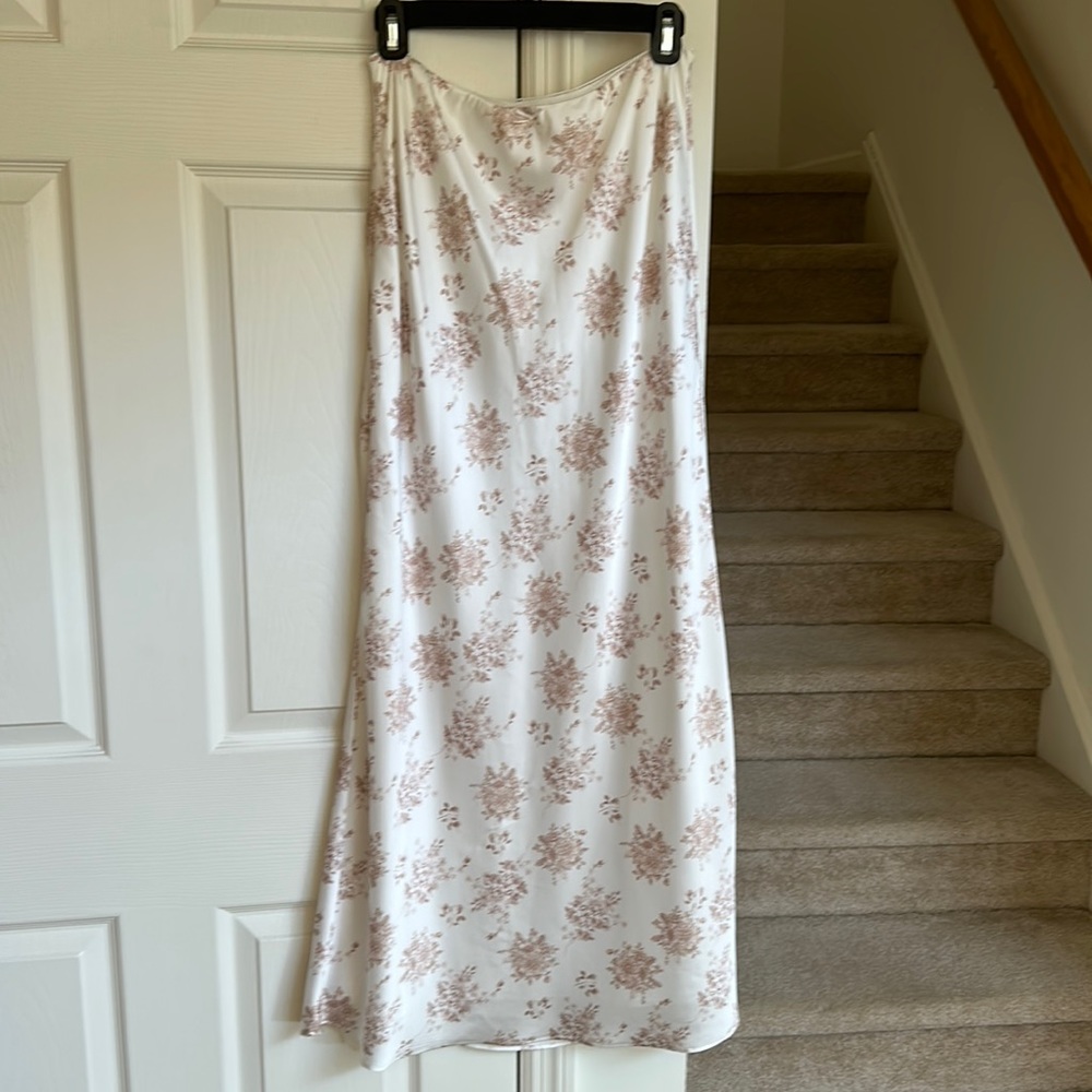 Bobbles & lace maxi skirt